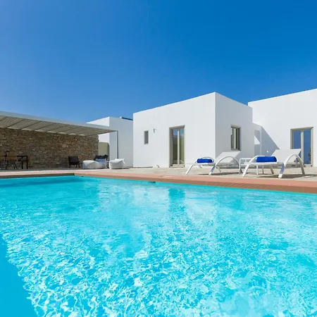 Summera Paros *